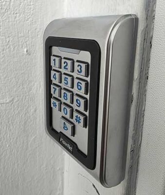 הקתנה שלו - אחת מרבות שאנו עושים. כל קודן מותאם לצורכי הלקוח